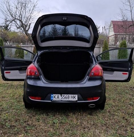 Серый Киа Сид, объемом двигателя 1.4 л и пробегом 230 тыс. км за 4800 $, фото 6 на Automoto.ua