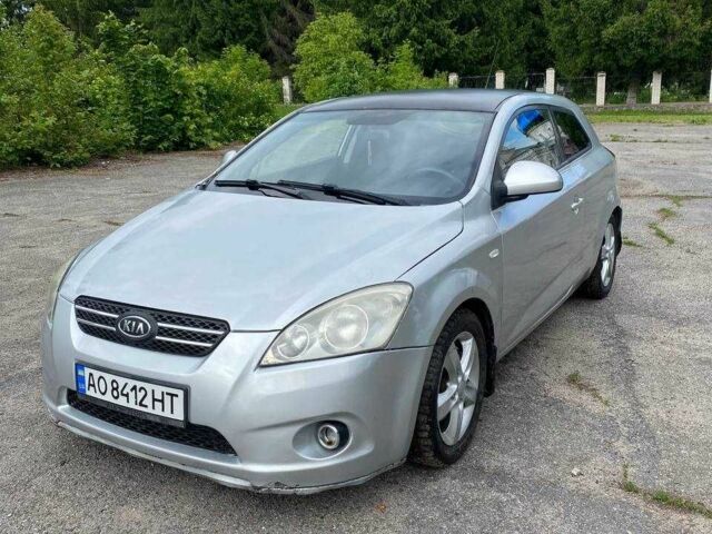 Серый Киа Сид, объемом двигателя 1.4 л и пробегом 228 тыс. км за 3200 $, фото 7 на Automoto.ua