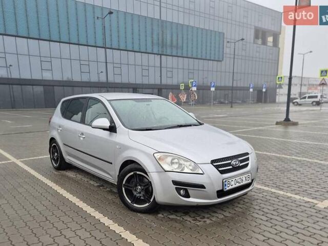 Серый Киа Сид, объемом двигателя 1.6 л и пробегом 265 тыс. км за 5599 $, фото 12 на Automoto.ua