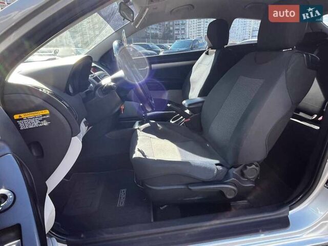 Сірий Кіа Сід, об'ємом двигуна 1.6 л та пробігом 215 тис. км за 4990 $, фото 8 на Automoto.ua