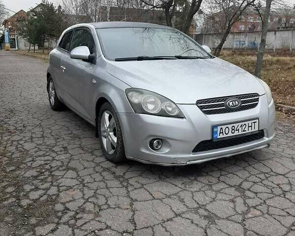 Сірий Кіа Сід, об'ємом двигуна 1.4 л та пробігом 228 тис. км за 3500 $, фото 2 на Automoto.ua