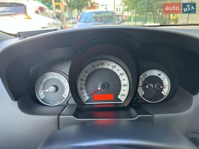 Серый Киа Сид, объемом двигателя 1.4 л и пробегом 179 тыс. км за 5200 $, фото 8 на Automoto.ua