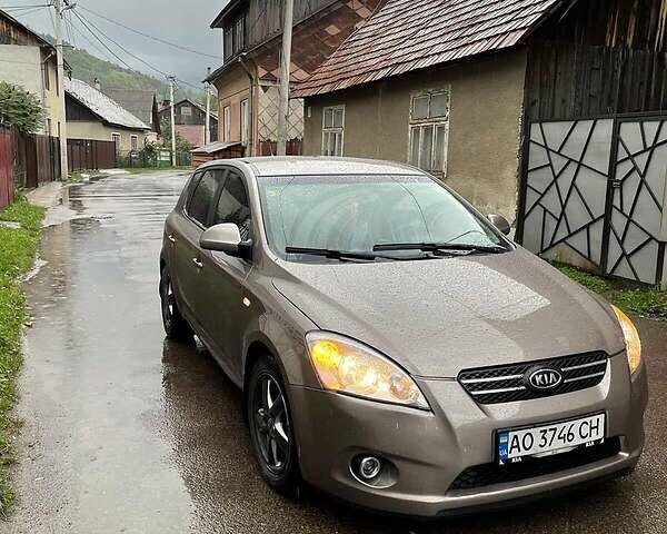 Сірий Кіа Сід, об'ємом двигуна 1.6 л та пробігом 259 тис. км за 5600 $, фото 4 на Automoto.ua