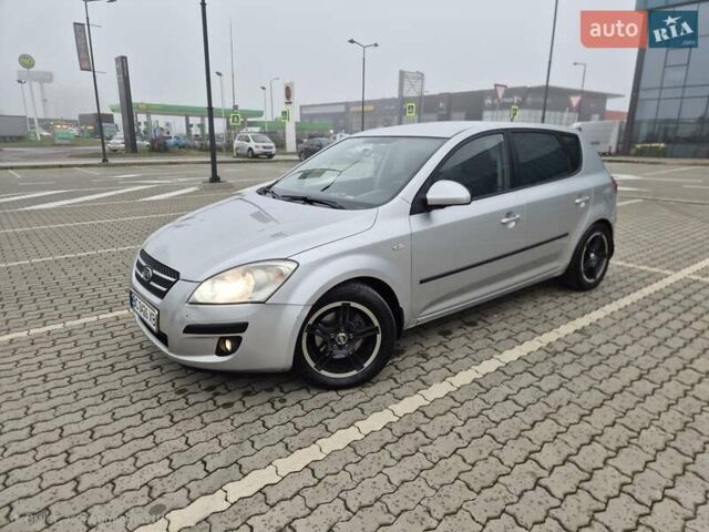 Серый Киа Сид, объемом двигателя 1.6 л и пробегом 265 тыс. км за 5599 $, фото 7 на Automoto.ua
