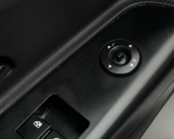 Серый Киа Сид, объемом двигателя 1.4 л и пробегом 274 тыс. км за 3600 $, фото 17 на Automoto.ua