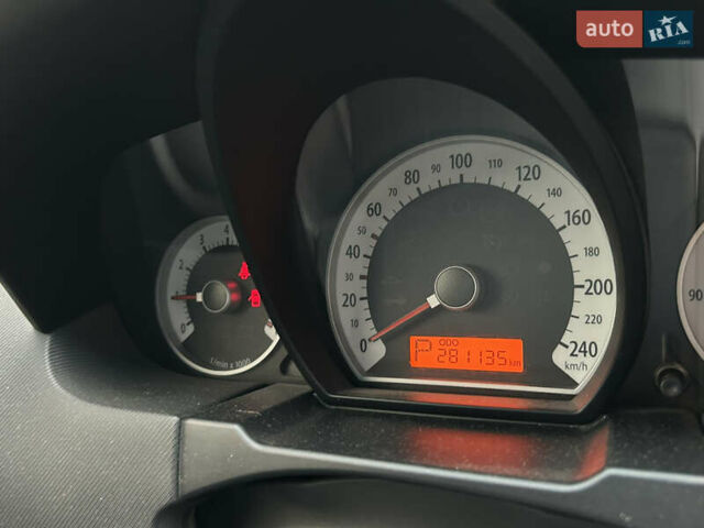 Сірий Кіа Сід, об'ємом двигуна 2 л та пробігом 281 тис. км за 6400 $, фото 8 на Automoto.ua