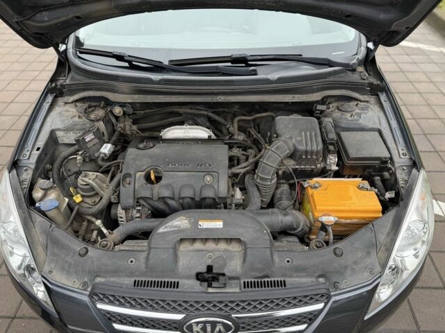 Серый Киа Сид, объемом двигателя 1.4 л и пробегом 95 тыс. км за 6800 $, фото 6 на Automoto.ua