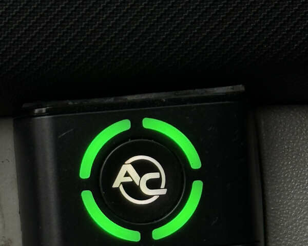 Серый Киа Сид, объемом двигателя 1.4 л и пробегом 274 тыс. км за 3600 $, фото 18 на Automoto.ua