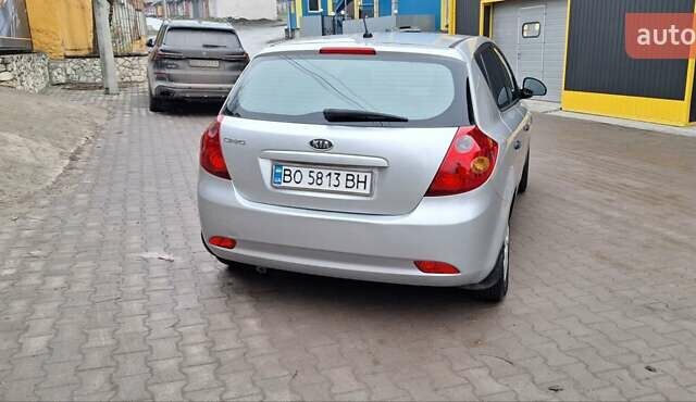 Сірий Кіа Сід, об'ємом двигуна 1.4 л та пробігом 280 тис. км за 4500 $, фото 7 на Automoto.ua