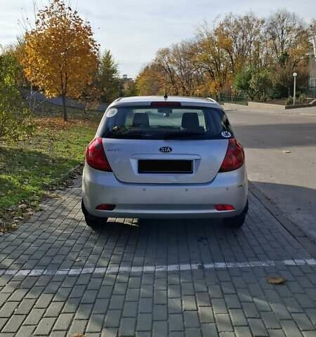 Киа Сид 2008 в Запорожье на Automoto.ua Серый Киа Сид, объемом двигателя 1.59 л и пробегом 225 тыс. км за 4500 $, фото 8 на Automoto.ua