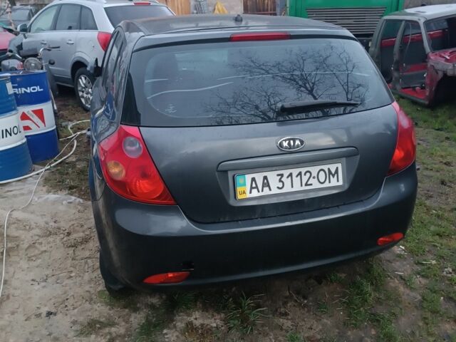 Сірий Кіа Сід, об'ємом двигуна 0 л та пробігом 247 тис. км за 2200 $, фото 3 на Automoto.ua