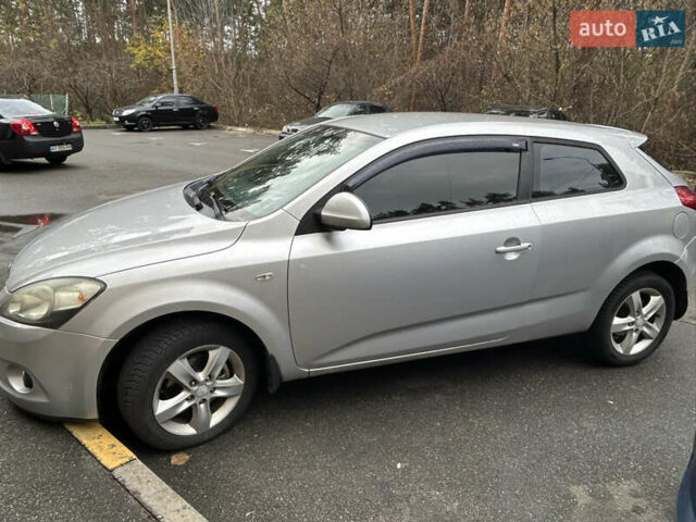 Сірий Кіа Сід, об'ємом двигуна 2 л та пробігом 281 тис. км за 6400 $, фото 1 на Automoto.ua