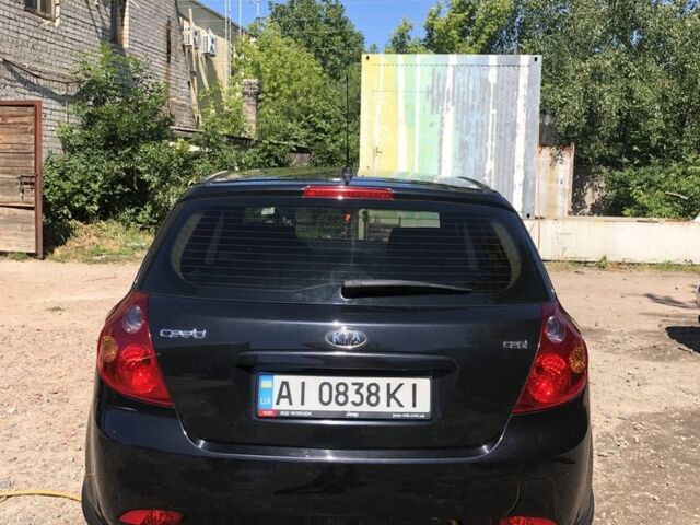Серый Киа Сид, объемом двигателя 1.6 л и пробегом 300 тыс. км за 6250 $, фото 6 на Automoto.ua