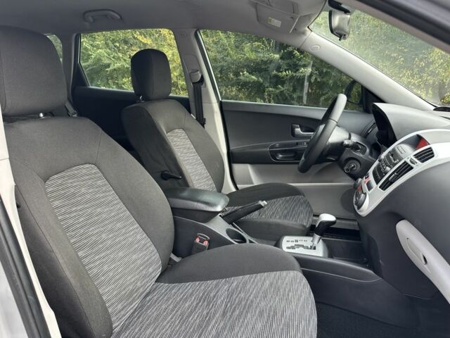 Серый Киа Сид, объемом двигателя 2 л и пробегом 207 тыс. км за 5999 $, фото 8 на Automoto.ua