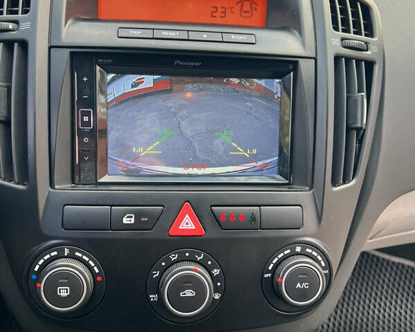 Сірий Кіа Сід, об'ємом двигуна 1.6 л та пробігом 219 тис. км за 4800 $, фото 18 на Automoto.ua