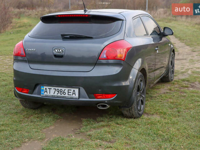 Серый Киа Сид, объемом двигателя 1.59 л и пробегом 211 тыс. км за 7000 $, фото 7 на Automoto.ua