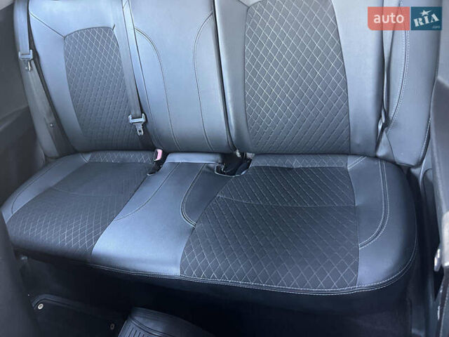 Серый Киа Сид, объемом двигателя 1.4 л и пробегом 169 тыс. км за 4200 $, фото 6 на Automoto.ua