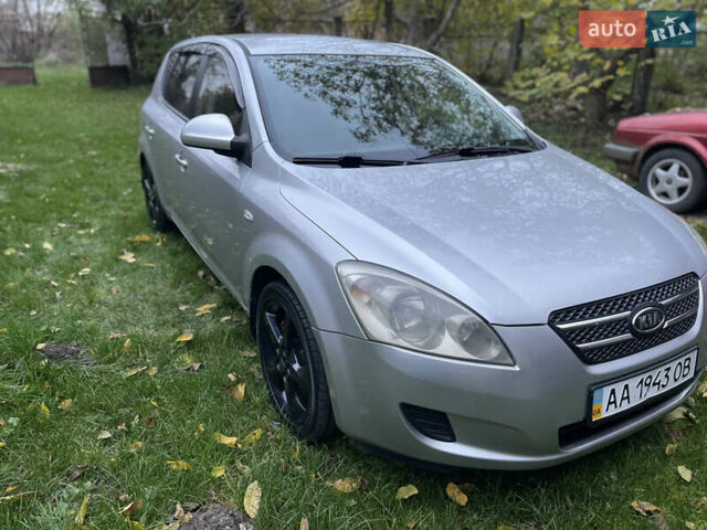 Серый Киа Сид, объемом двигателя 1.4 л и пробегом 273 тыс. км за 4800 $, фото 27 на Automoto.ua