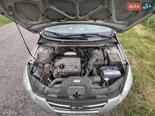 Сірий Кіа Сід, об'ємом двигуна 1.6 л та пробігом 230 тис. км за 5500 $, фото 27 на Automoto.ua