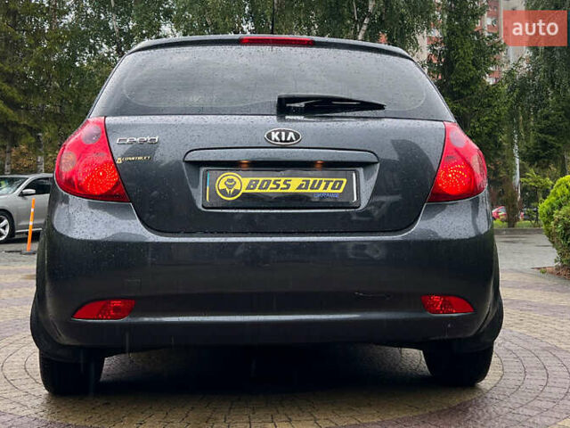 Серый Киа Сид, объемом двигателя 1.6 л и пробегом 167 тыс. км за 6600 $, фото 5 на Automoto.ua