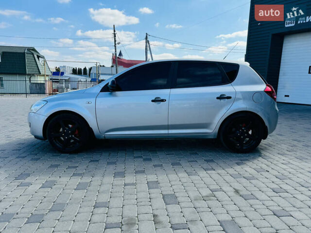 Серый Киа Сид, объемом двигателя 1.4 л и пробегом 182 тыс. км за 5300 $, фото 13 на Automoto.ua