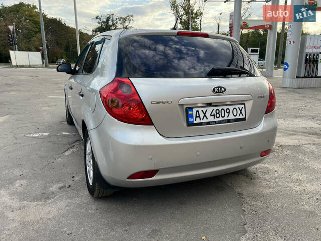 Сірий Кіа Сід, об'ємом двигуна 1.6 л та пробігом 219 тис. км за 4800 $, фото 9 на Automoto.ua