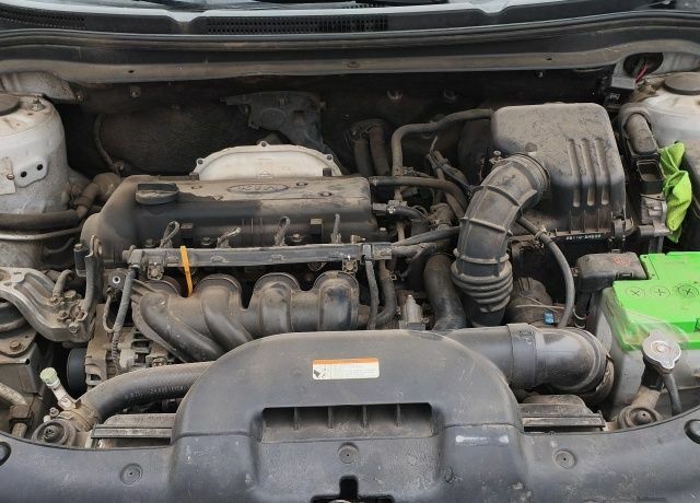 Серый Киа Сид, объемом двигателя 1.6 л и пробегом 208 тыс. км за 4800 $, фото 14 на Automoto.ua