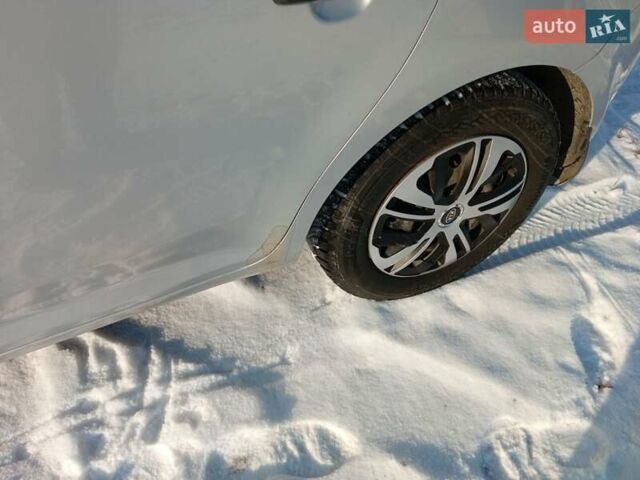 Серый Киа Сид, объемом двигателя 1.4 л и пробегом 308 тыс. км за 5000 $, фото 8 на Automoto.ua