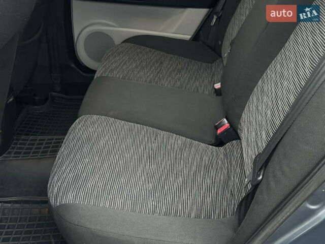 Серый Киа Сид, объемом двигателя 1.59 л и пробегом 218 тыс. км за 6750 $, фото 10 на Automoto.ua