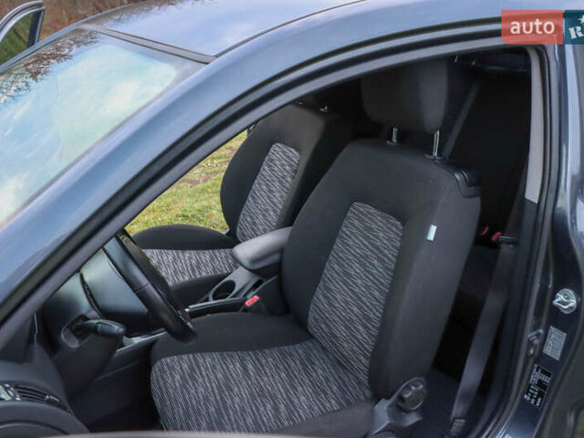 Серый Киа Сид, объемом двигателя 1.59 л и пробегом 211 тыс. км за 7000 $, фото 25 на Automoto.ua