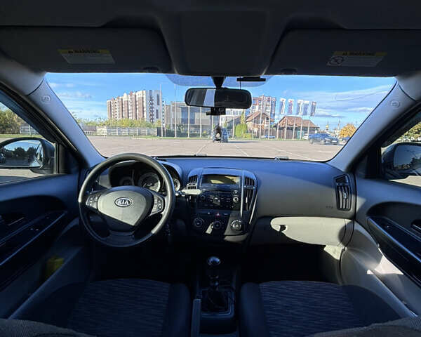 Киа Сид 2008 в Киеве на Automoto.ua Серый Киа Сид, объемом двигателя 1.4 л и пробегом 311 тыс. км за 5200 $, фото 7 на Automoto.ua