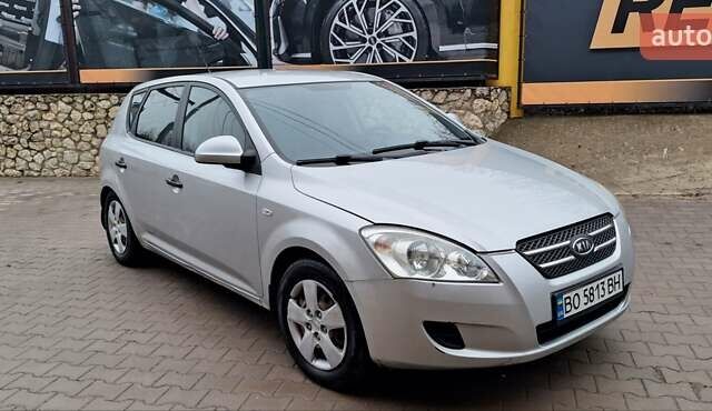 Сірий Кіа Сід, об'ємом двигуна 1.4 л та пробігом 280 тис. км за 4500 $, фото 1 на Automoto.ua