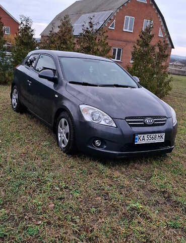 Сірий Кіа Сід, об'ємом двигуна 1.4 л та пробігом 258 тис. км за 4800 $, фото 2 на Automoto.ua