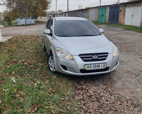 Сірий Кіа Сід, об'ємом двигуна 1.59 л та пробігом 163 тис. км за 5600 $, фото 13 на Automoto.ua