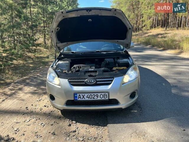 Сірий Кіа Сід, об'ємом двигуна 1.4 л та пробігом 297 тис. км за 4500 $, фото 3 на Automoto.ua