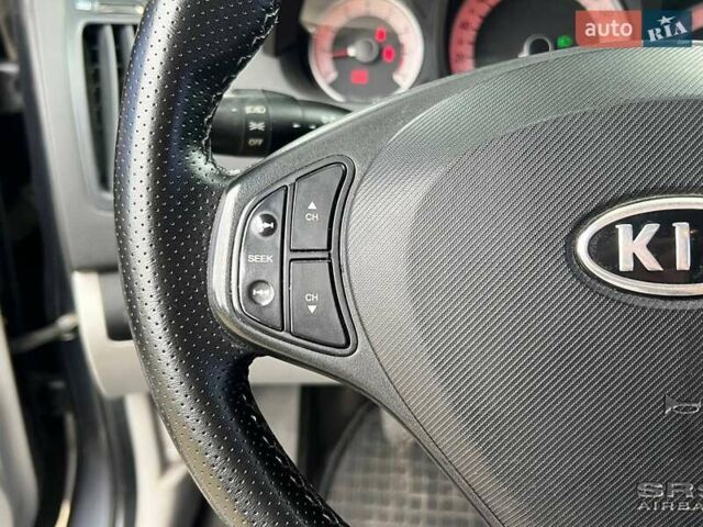 Серый Киа Сид, объемом двигателя 1.4 л и пробегом 247 тыс. км за 4990 $, фото 15 на Automoto.ua