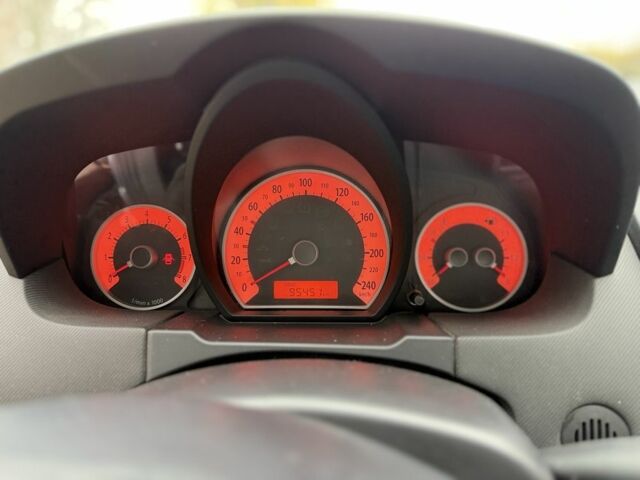 Серый Киа Сид, объемом двигателя 1.4 л и пробегом 95 тыс. км за 6800 $, фото 5 на Automoto.ua