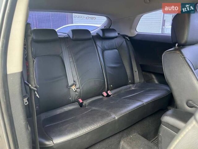 Серый Киа Сид, объемом двигателя 1.4 л и пробегом 247 тыс. км за 4490 $, фото 10 на Automoto.ua