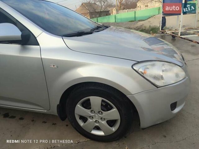 Сірий Кіа Сід, об'ємом двигуна 1.4 л та пробігом 200 тис. км за 4900 $, фото 11 на Automoto.ua