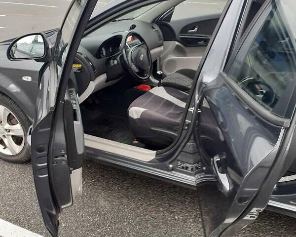 Сірий Кіа Сід, об'ємом двигуна 1.6 л та пробігом 258 тис. км за 5000 $, фото 8 на Automoto.ua