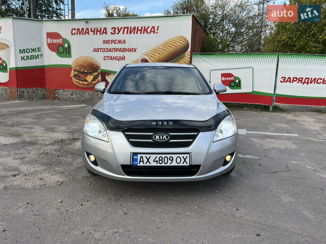 Сірий Кіа Сід, об'ємом двигуна 1.6 л та пробігом 219 тис. км за 4800 $, фото 1 на Automoto.ua