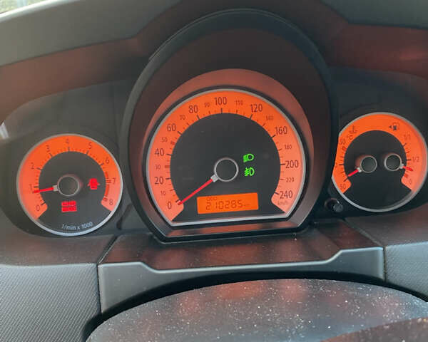 Серый Киа Сид, объемом двигателя 1.4 л и пробегом 210 тыс. км за 5000 $, фото 1 на Automoto.ua