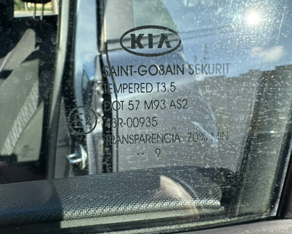 Серый Киа Сид, объемом двигателя 1.6 л и пробегом 161 тыс. км за 5400 $, фото 40 на Automoto.ua