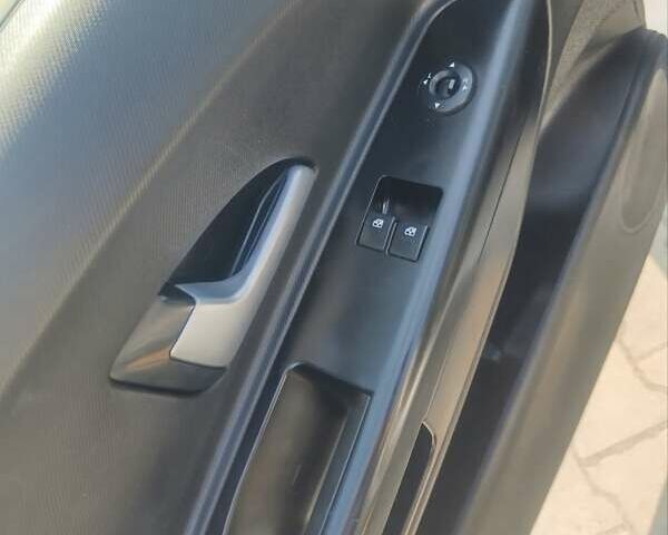 Серый Киа Сид, объемом двигателя 1.6 л и пробегом 257 тыс. км за 5750 $, фото 12 на Automoto.ua