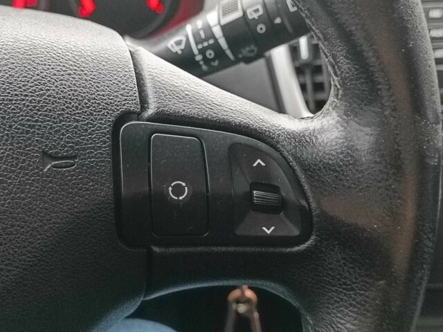 Серый Киа Сид, объемом двигателя 1.4 л и пробегом 202 тыс. км за 5890 $, фото 23 на Automoto.ua