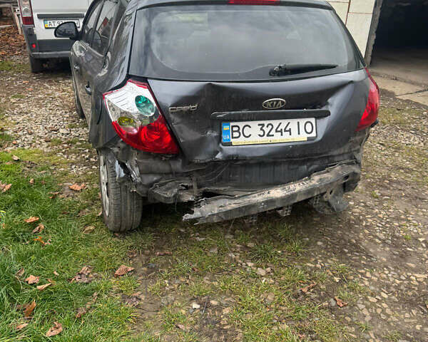 Киа Сид 2009 в Ивано-Франковске на Automoto.ua Серый Киа Сид, объемом двигателя 1.59 л и пробегом 129 тыс. км за 3400 $, фото 4 на Automoto.ua