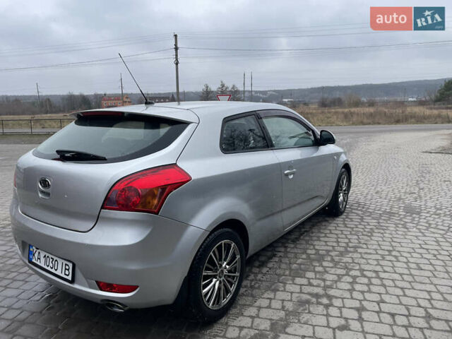 Серый Киа Сид, объемом двигателя 1.59 л и пробегом 141 тыс. км за 4300 $, фото 6 на Automoto.ua