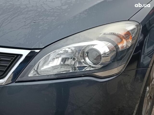 Сірий Кіа Сід, об'ємом двигуна 1.4 л та пробігом 202 тис. км за 5890 $, фото 3 на Automoto.ua