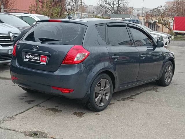Серый Киа Сид, объемом двигателя 1.4 л и пробегом 202 тыс. км за 5890 $, фото 6 на Automoto.ua