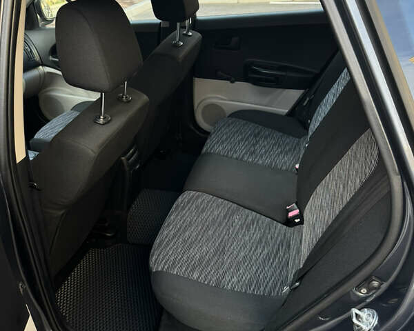 Серый Киа Сид, объемом двигателя 1.6 л и пробегом 161 тыс. км за 5400 $, фото 48 на Automoto.ua
